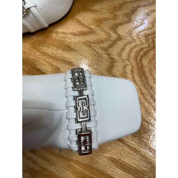 Givenchy G-Woven Square Toe Bootie 
Givenchy size 36.5 (s20) - Picture 7 of 14